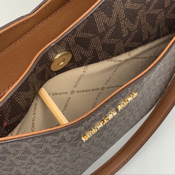 MICHAEL KORS LARGE X CHAIN LOGO SHOULDER BAG BROWN - Picture 9 of 16